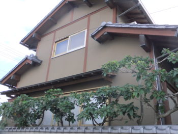 羽島市　和風の家　N様　　ひび割れた外壁塗装リフォーム